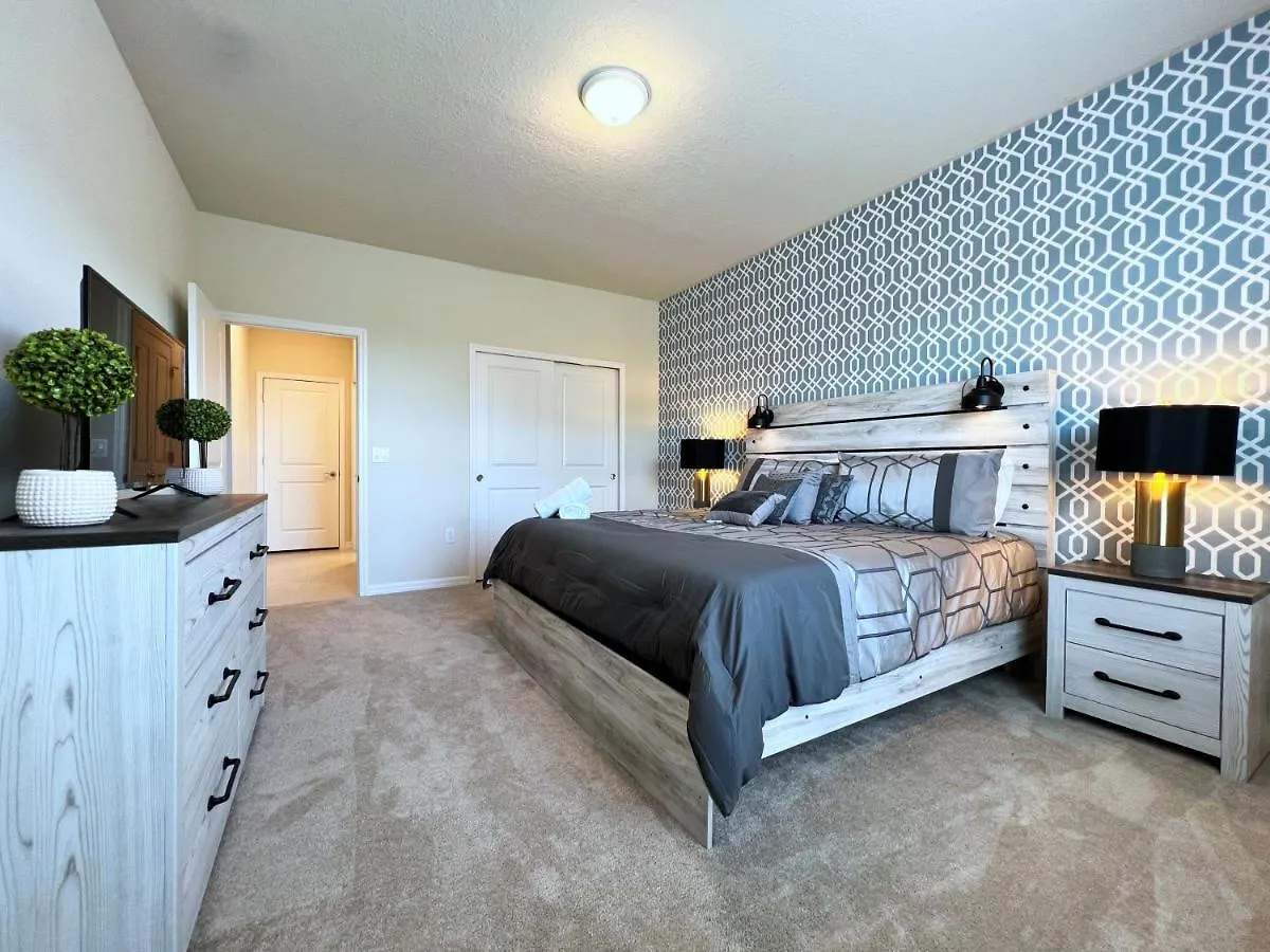 Resort Windsor Island 10Br 8Ba Villa Davenport United States