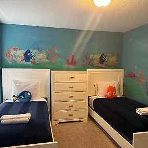Modern Vacation With Private Pool Cg1593 Davenport